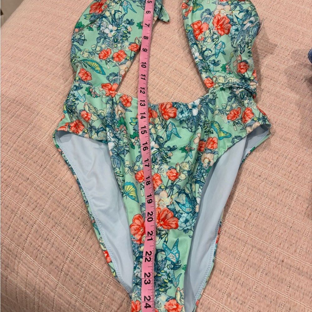 Victoria’s Secret Butterfly Floral High Wrap High Neck Halter Bikini size M NWT - Picture 6 of 11